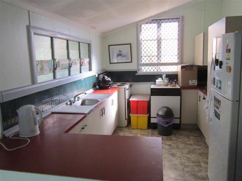 6 William Street, Mount Morgan QLD 4714