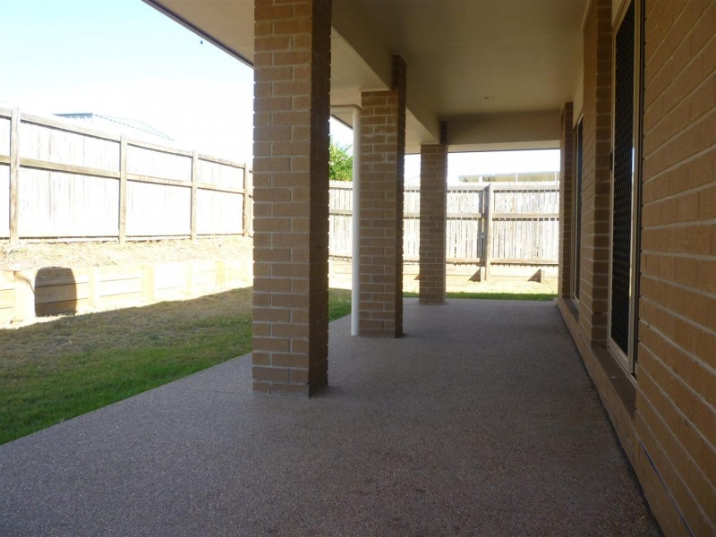 23 Leichhardt Drive, Gracemere QLD 4702