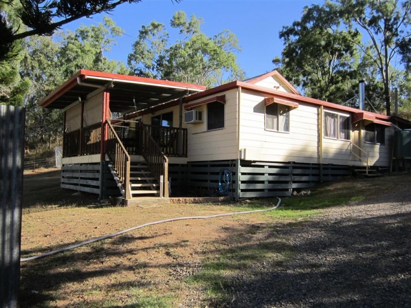 38 Coronation Drive, Mount Morgan QLD 4714