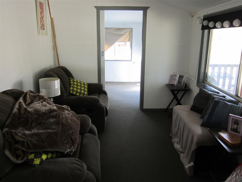 38 Coronation Drive, Mount Morgan QLD 4714