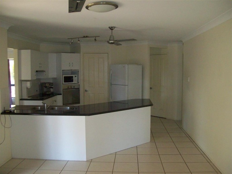 125 Donovan Crescent, Gracemere QLD 4702