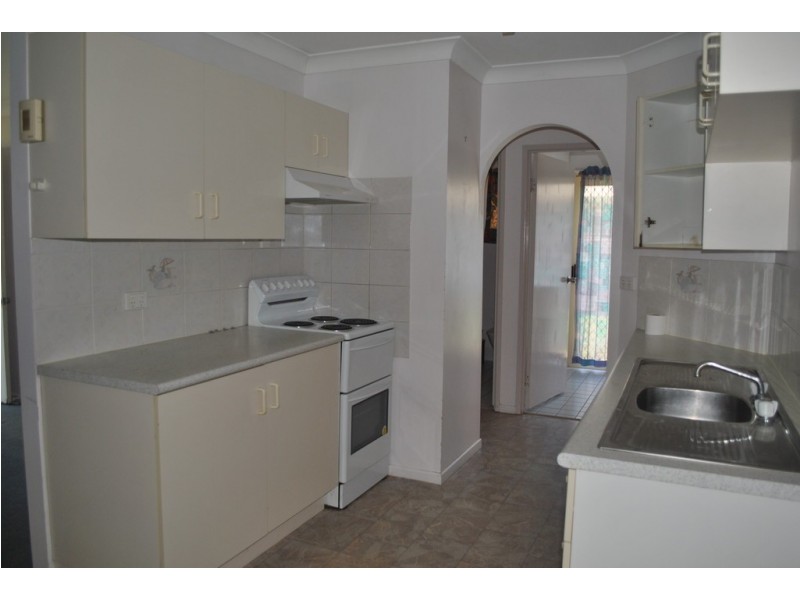 3 Mathias Place, Kawana QLD 4701
