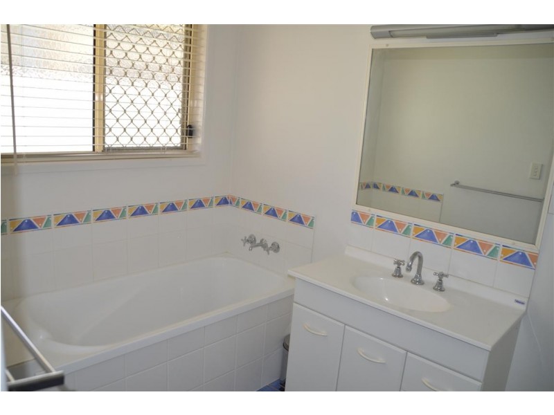 26 Lamb Avenue, Gracemere QLD 4702