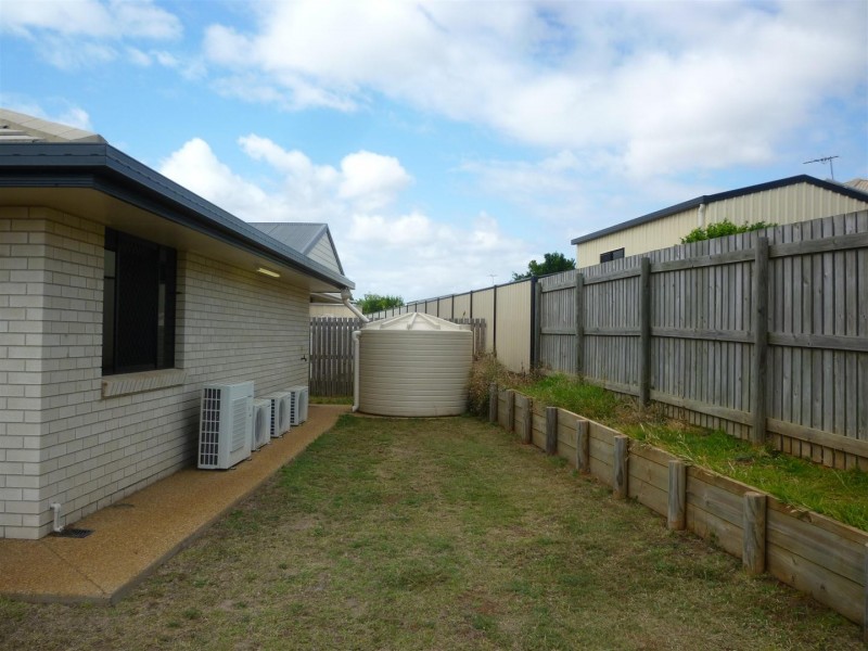 10 Pamela Court, Gracemere QLD 4702