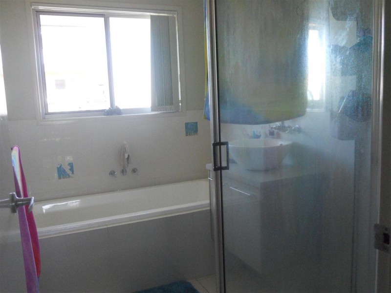 47 Middle Road, Gracemere QLD 4702