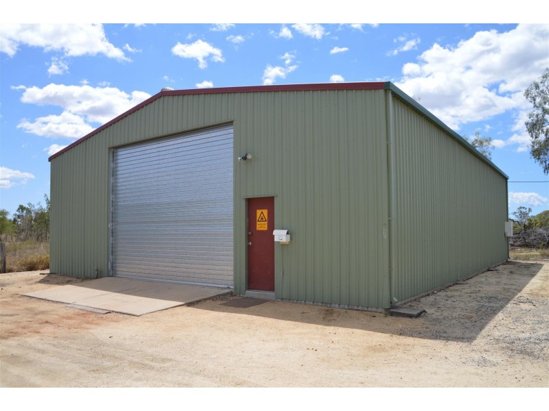 98 Middle Road, Gracemere QLD 4702