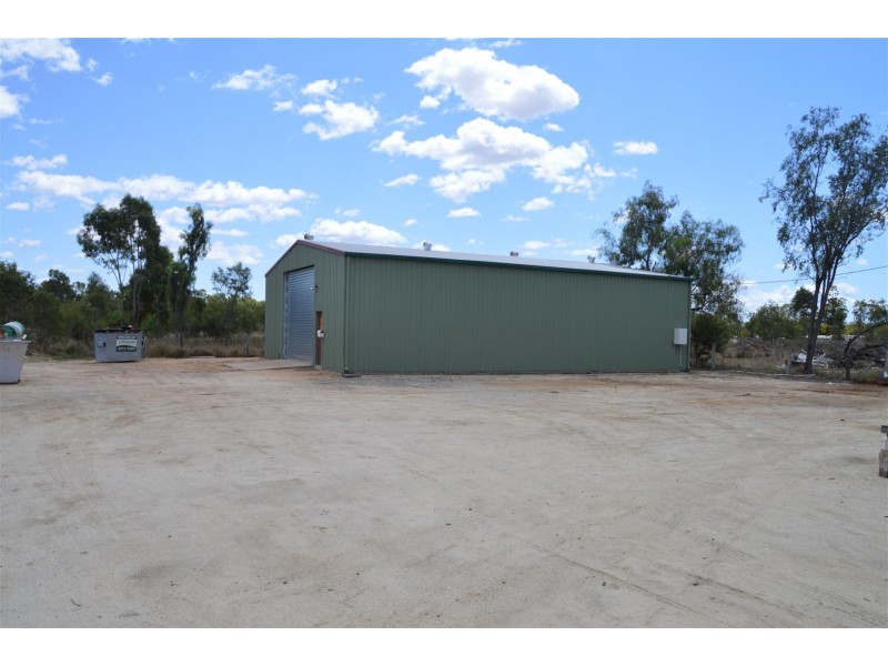 98 Middle Road, Gracemere QLD 4702