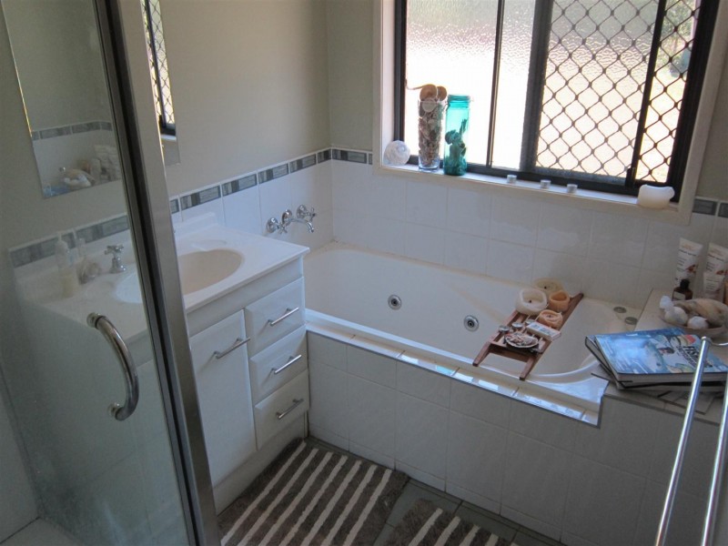 16 Mountain Maid Creek Road, Struck Oil QLD 4714