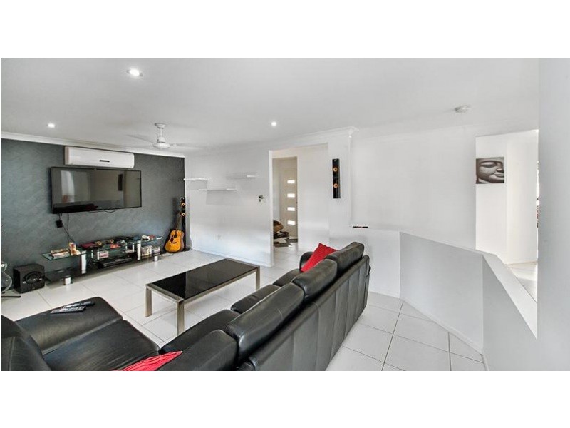 6 WHEELER AVENUE, Gracemere QLD 4702
