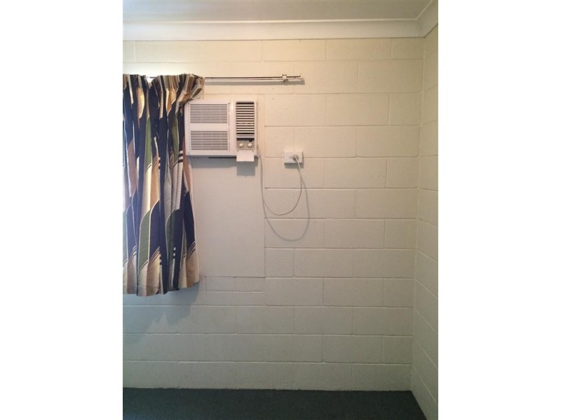 1 and 2/ 38 Arthur Street, Gracemere QLD 4702