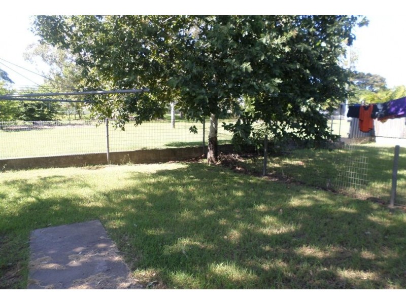 1 and 2/ 38 Arthur Street, Gracemere QLD 4702