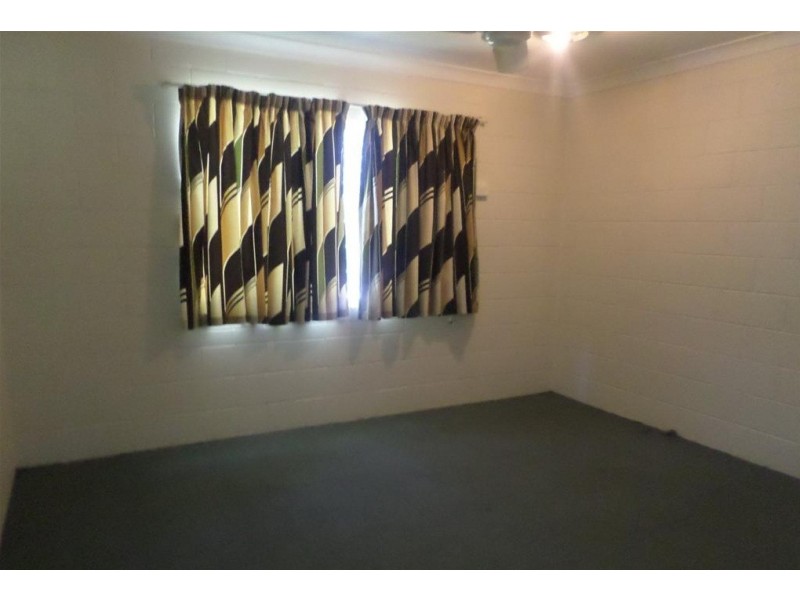 1 and 2/ 38 Arthur Street, Gracemere QLD 4702