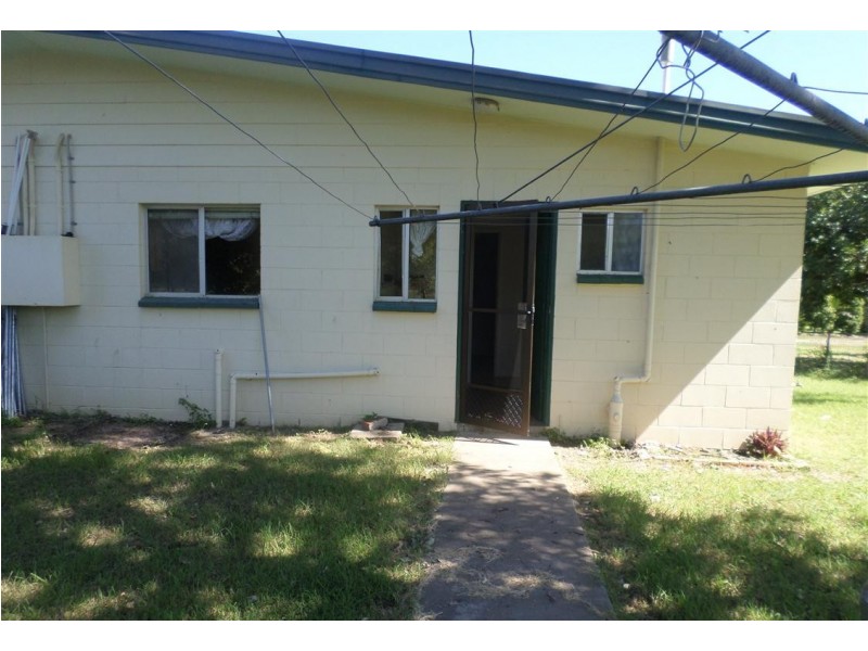 1 and 2/ 38 Arthur Street, Gracemere QLD 4702