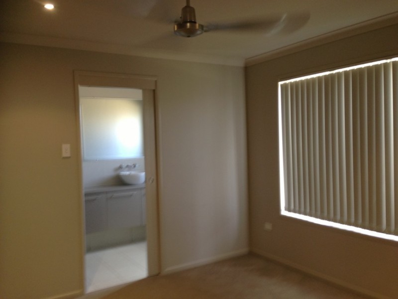 53 MIDDLE ROAD, Gracemere QLD 4702