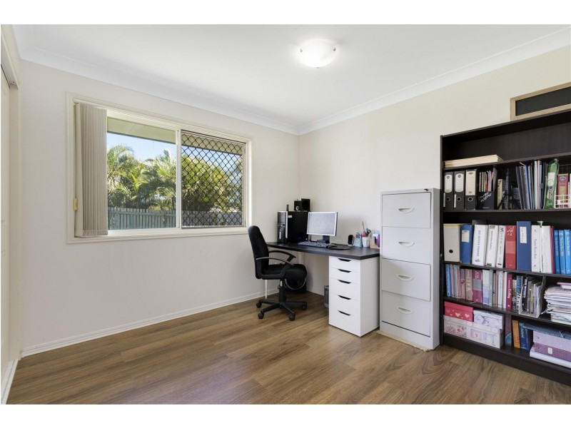 18 Poinciana Place, Gracemere QLD 4702