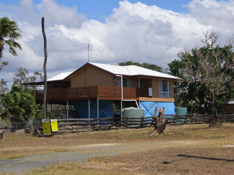 10 Bruce Street, Bajool QLD 4699