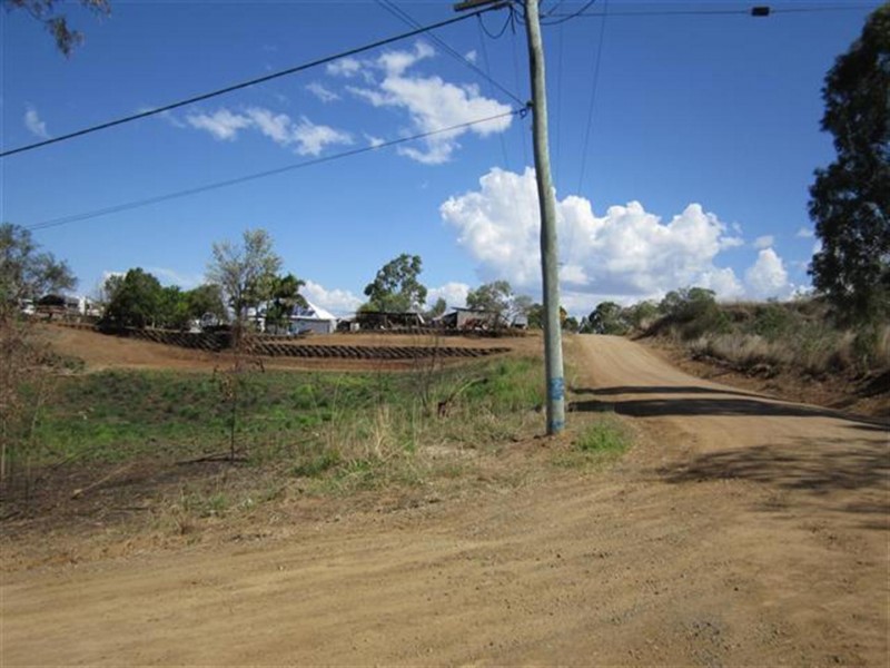 6 Rifle Range Access Road, Walterhall QLD 4714
