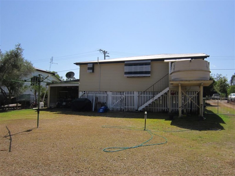 8 Chenery Street, Mount Morgan QLD 4714