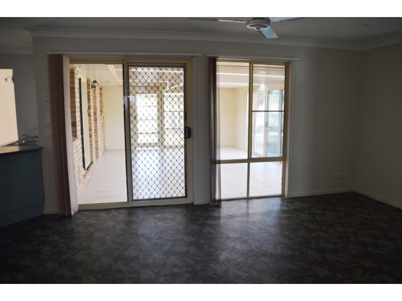 1 Rosewood Avenue, Gracemere QLD 4702