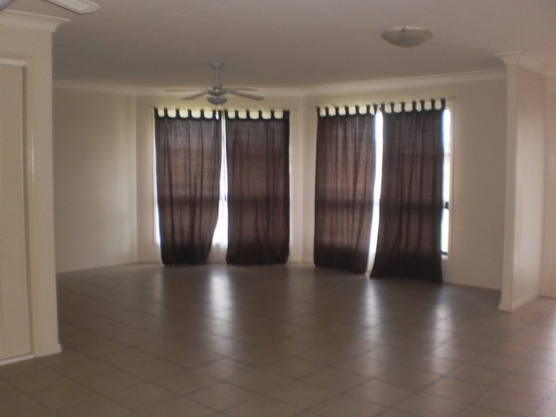 20 Donovan Crescent, Gracemere QLD 4702
