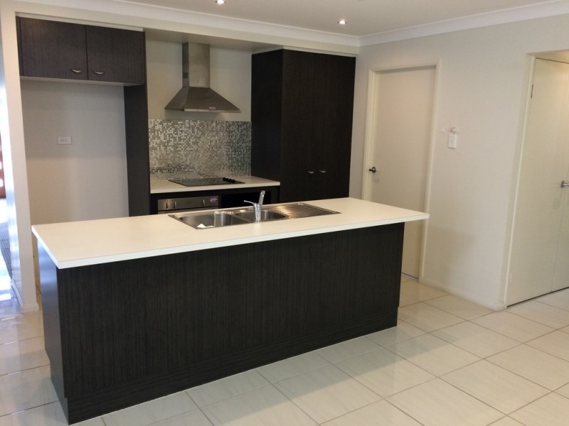 19 Jamie Crescent, Gracemere QLD 4702