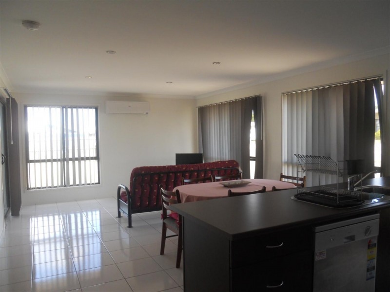 9 Marc Crescent, Gracemere QLD 4702