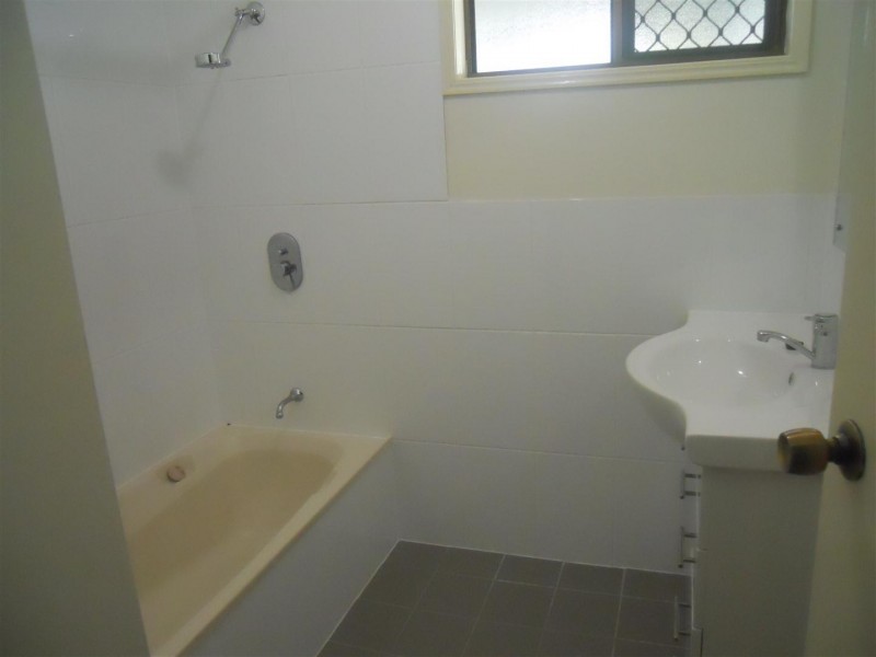 62 Donovan Crescent, Gracemere QLD 4702