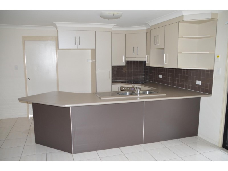 61 Lillypilly Avenue, Gracemere QLD 4702