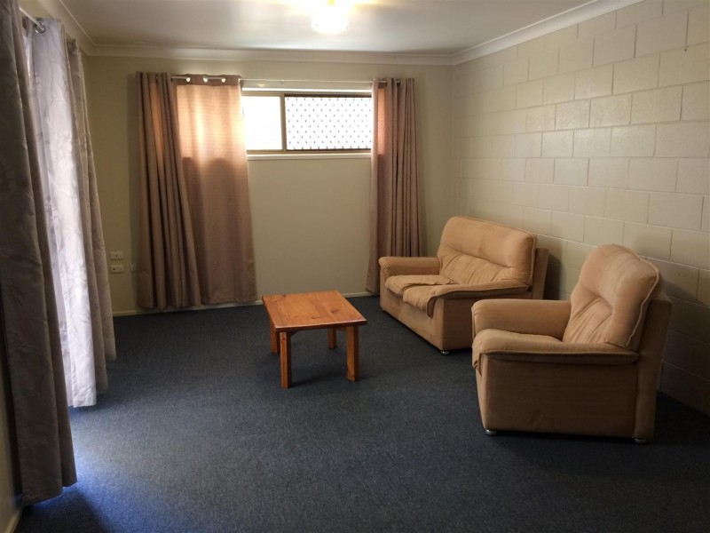 1/8 Arthur Street, Gracemere QLD 4702