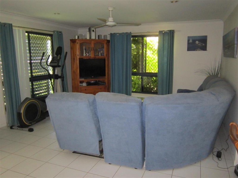 17 Seonaid Place, Gracemere QLD 4702