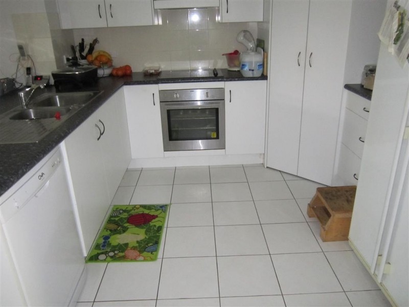 17 Seonaid Place, Gracemere QLD 4702