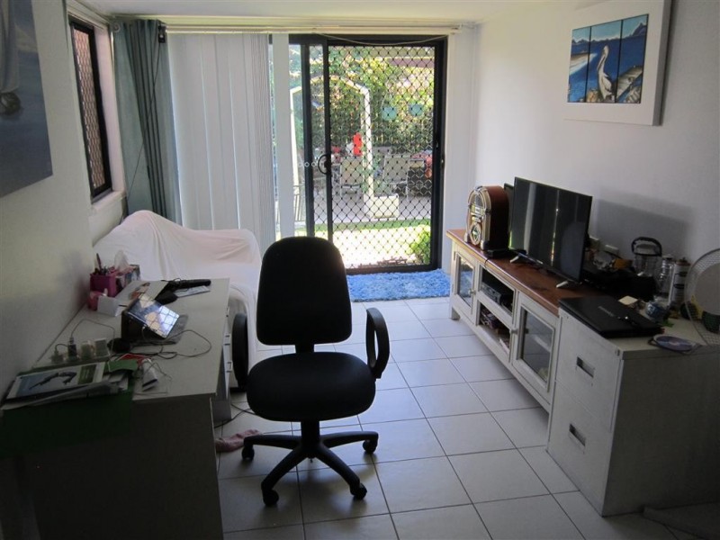 17 Seonaid Place, Gracemere QLD 4702