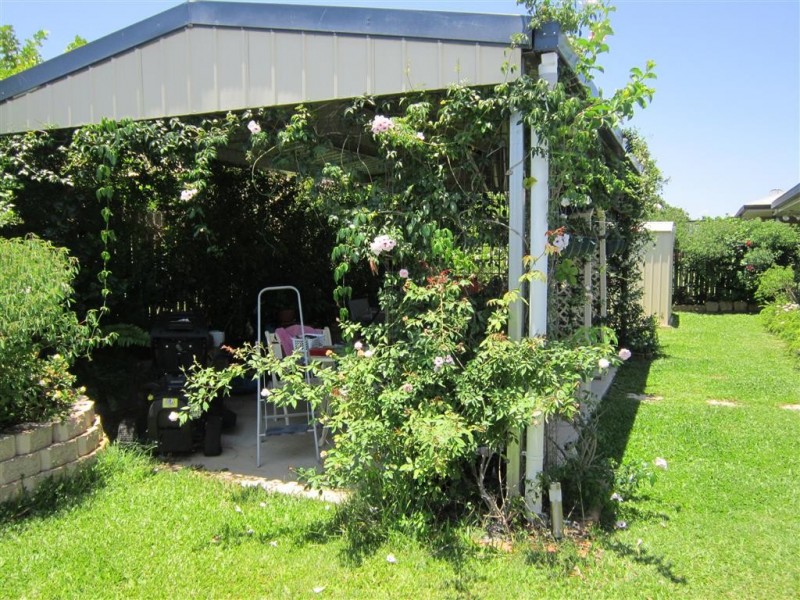 17 Seonaid Place, Gracemere QLD 4702