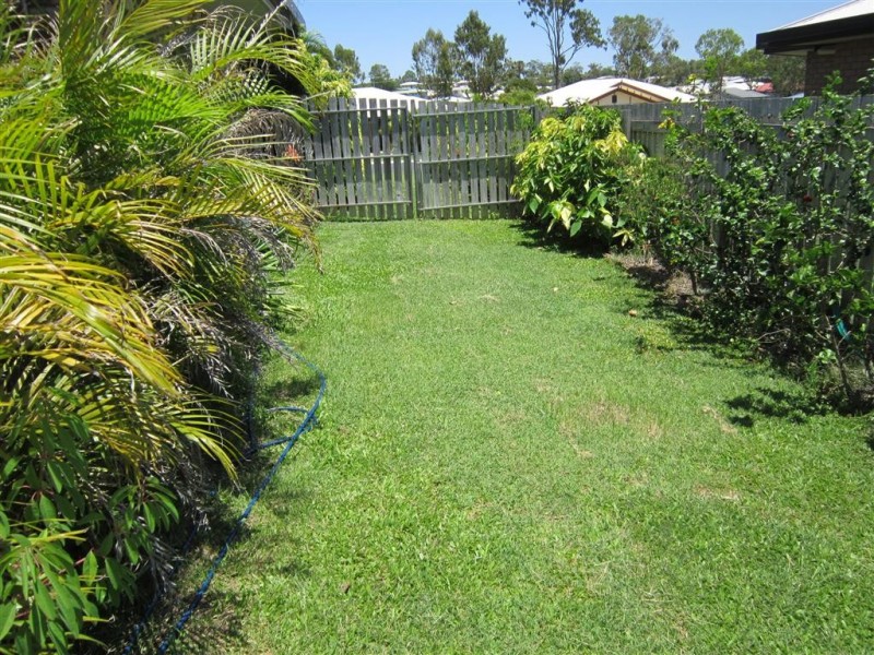 17 Seonaid Place, Gracemere QLD 4702