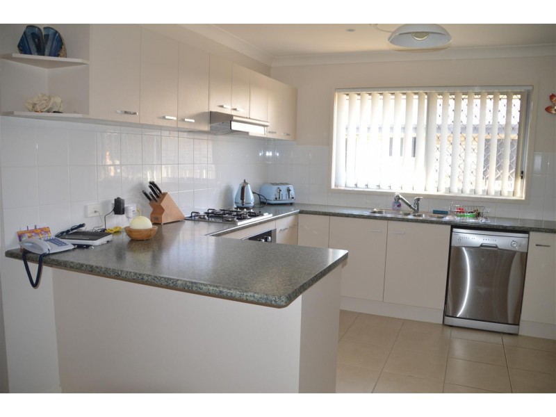 13 Press Court, Gracemere QLD 4702