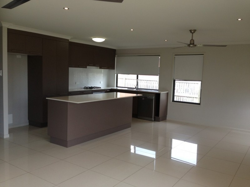 5 MAREE CRESCENT, Gracemere QLD 4702