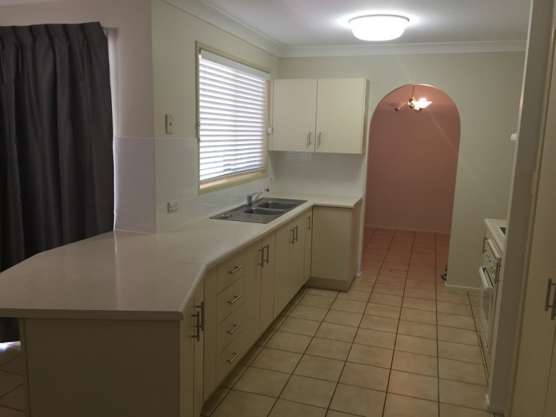 12 Landerer Close, Gracemere QLD 4702