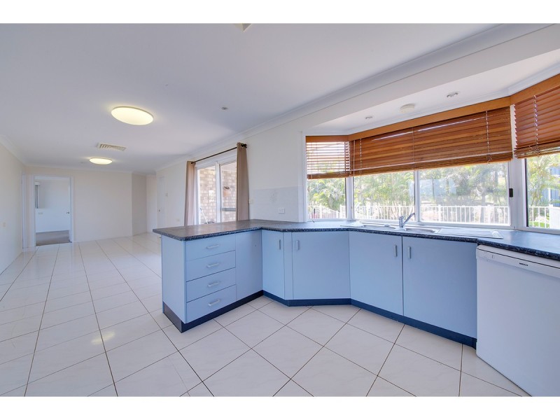 40 Marina Avenue, Taranganba QLD 4703