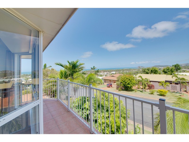 40 Marina Avenue, Taranganba QLD 4703