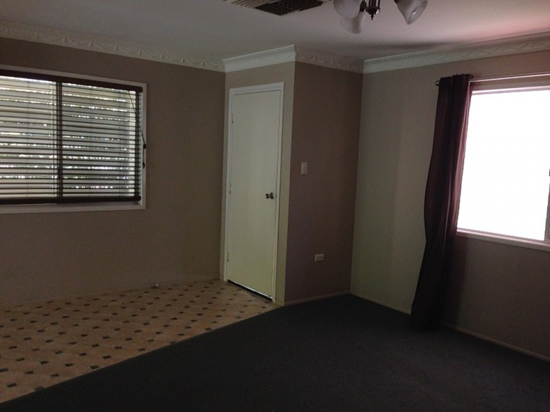 11 Sydney King Close, Gracemere QLD 4702