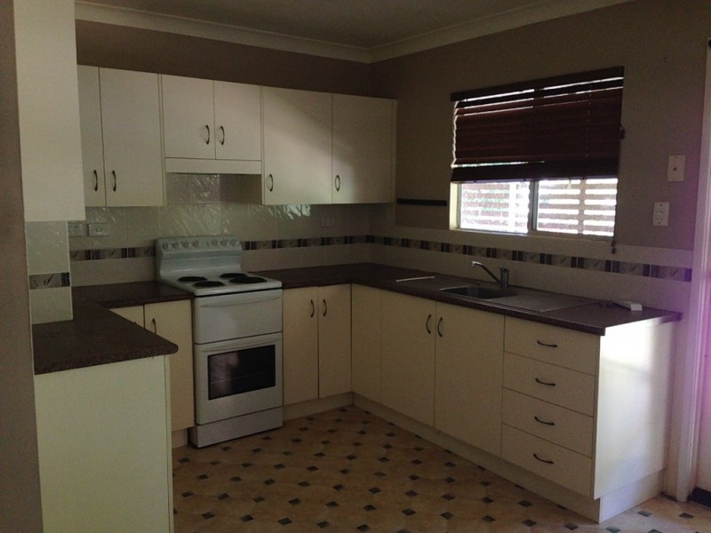 11 Sydney King Close, Gracemere QLD 4702