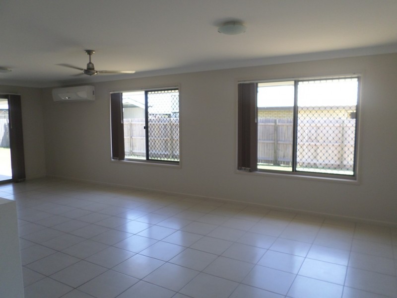 10 Tippett Crescent, Gracemere QLD 4702