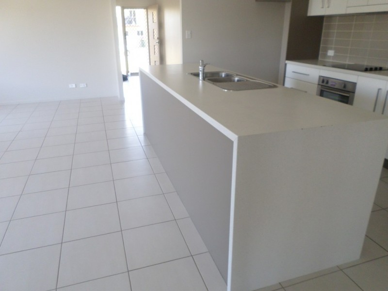 10 Tippett Crescent, Gracemere QLD 4702