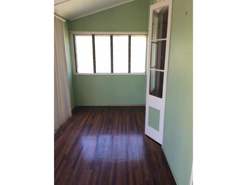208 West Street, Rockhampton City QLD 4700