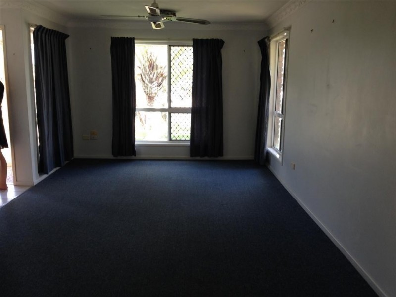 2 LORRAINE COURT, Gracemere QLD 4702
