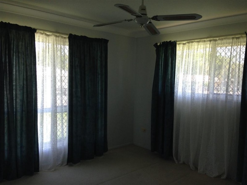 2 LORRAINE COURT, Gracemere QLD 4702