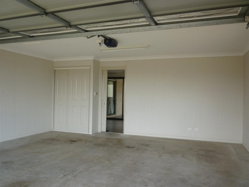 10 Thomas Street, Gracemere QLD 4702