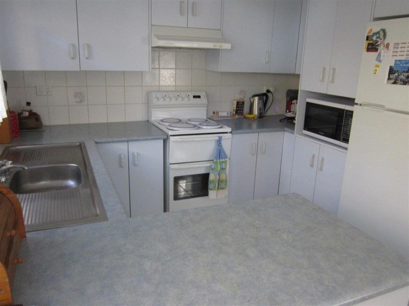 8 Arlott Street, Gracemere QLD 4702