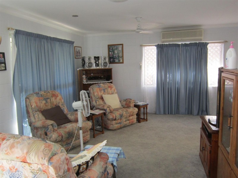 8 Arlott Street, Gracemere QLD 4702