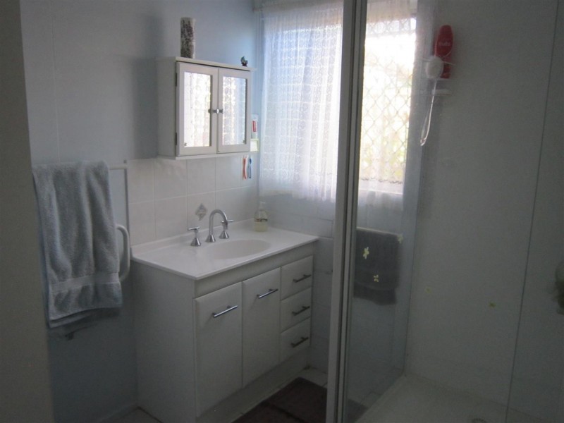 8 Arlott Street, Gracemere QLD 4702